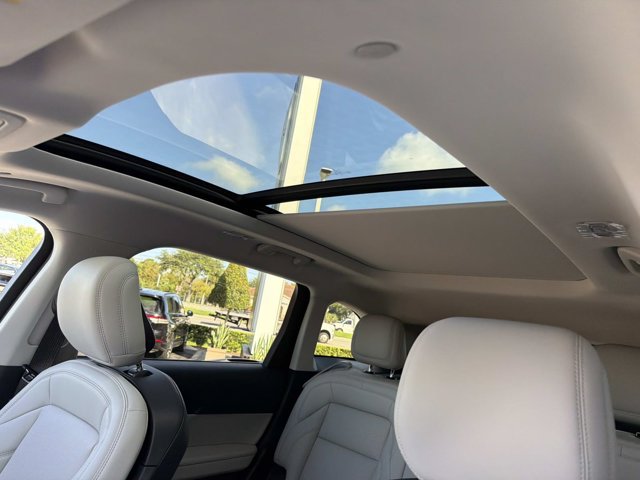 New 2026 Lincoln Nautilus Premier w/ Equipment Group 102A AWD/4WD image 32