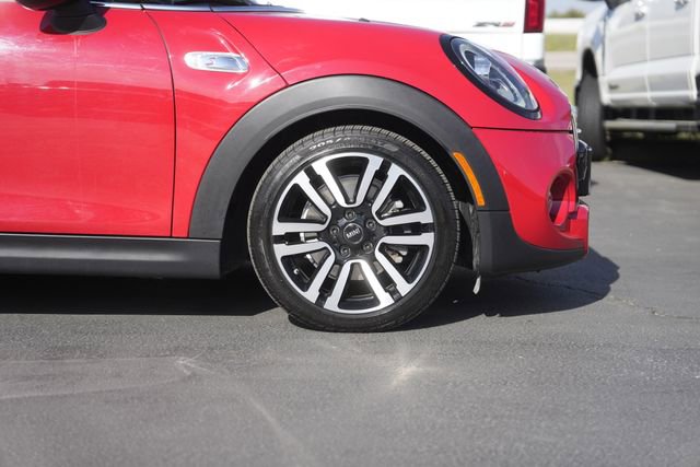 Used 2021 MINI Cooper S image 4