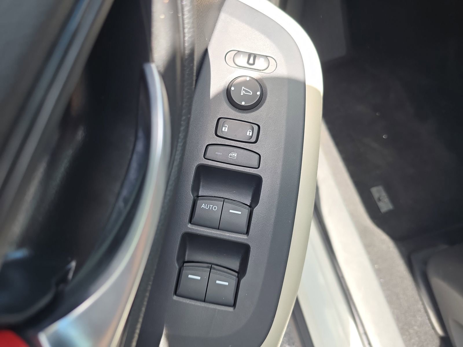 Certified 2024 Honda HR-V LX image 14