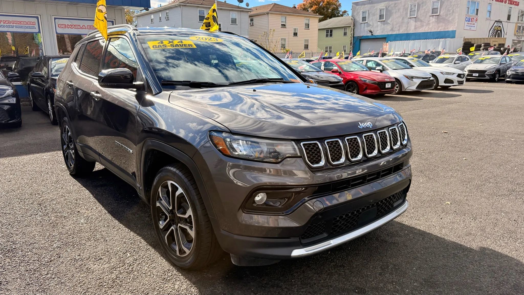Used 2023 Jeep Compass Limited image 2