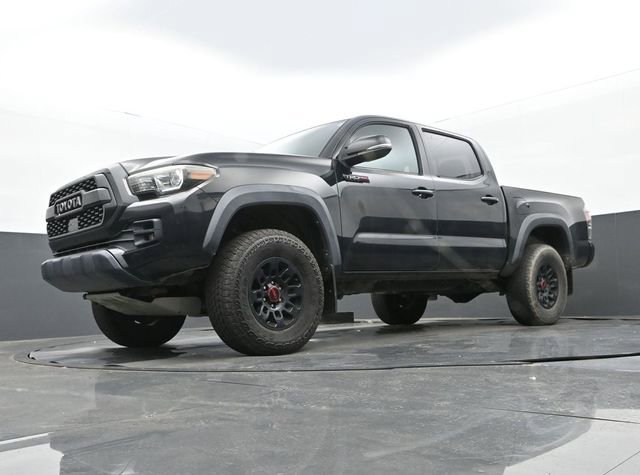 Used 2018 Toyota Tacoma TRD Pro AWD/4WD image 12