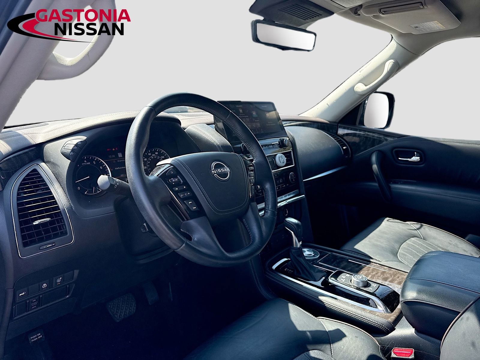 Used 2023 Nissan Armada Platinum w/ Captain's Chairs Package image 11