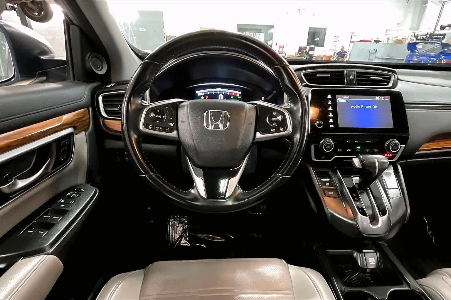 Used 2017 Honda CR-V Touring image 6