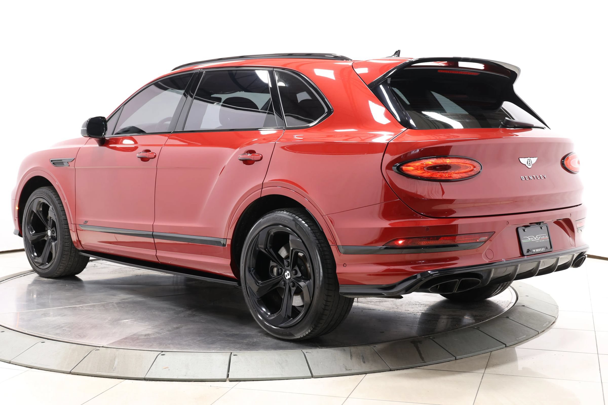 Used 2022 Bentley Bentayga AWD/4WD image 74
