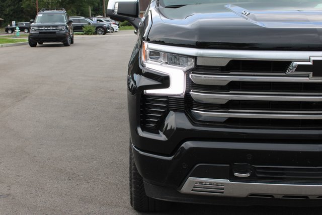 Used 2023 Chevrolet Silverado 1500 High Country w/ Max Trailering Package image 48