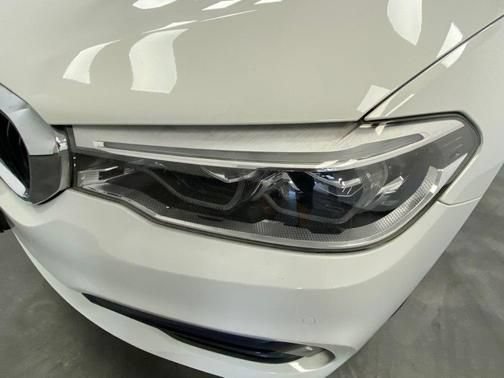 Used 2017 BMW 540i xDrive AWD/4WD image 11