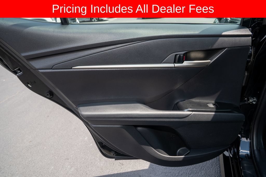 Used 2025 Toyota Camry LE w/ Convenience Package AWD/4WD image 8
