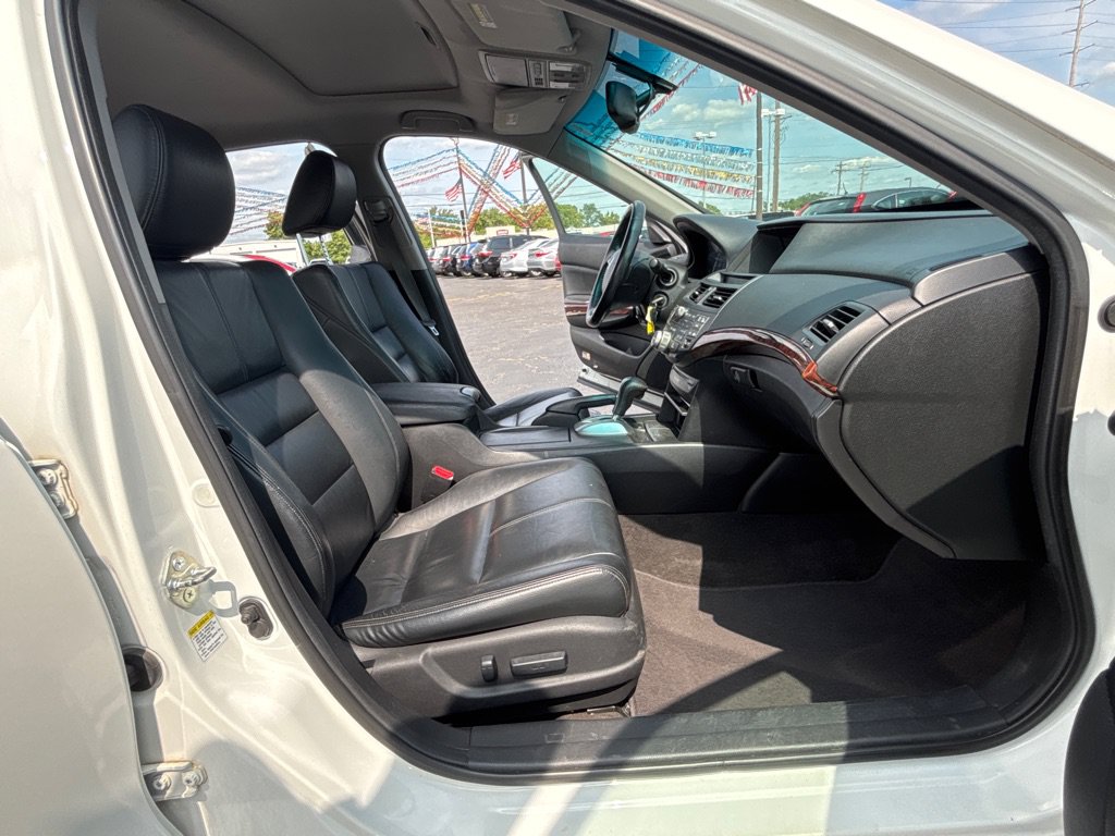 Used 2011 Honda Crosstour EX-L image 16