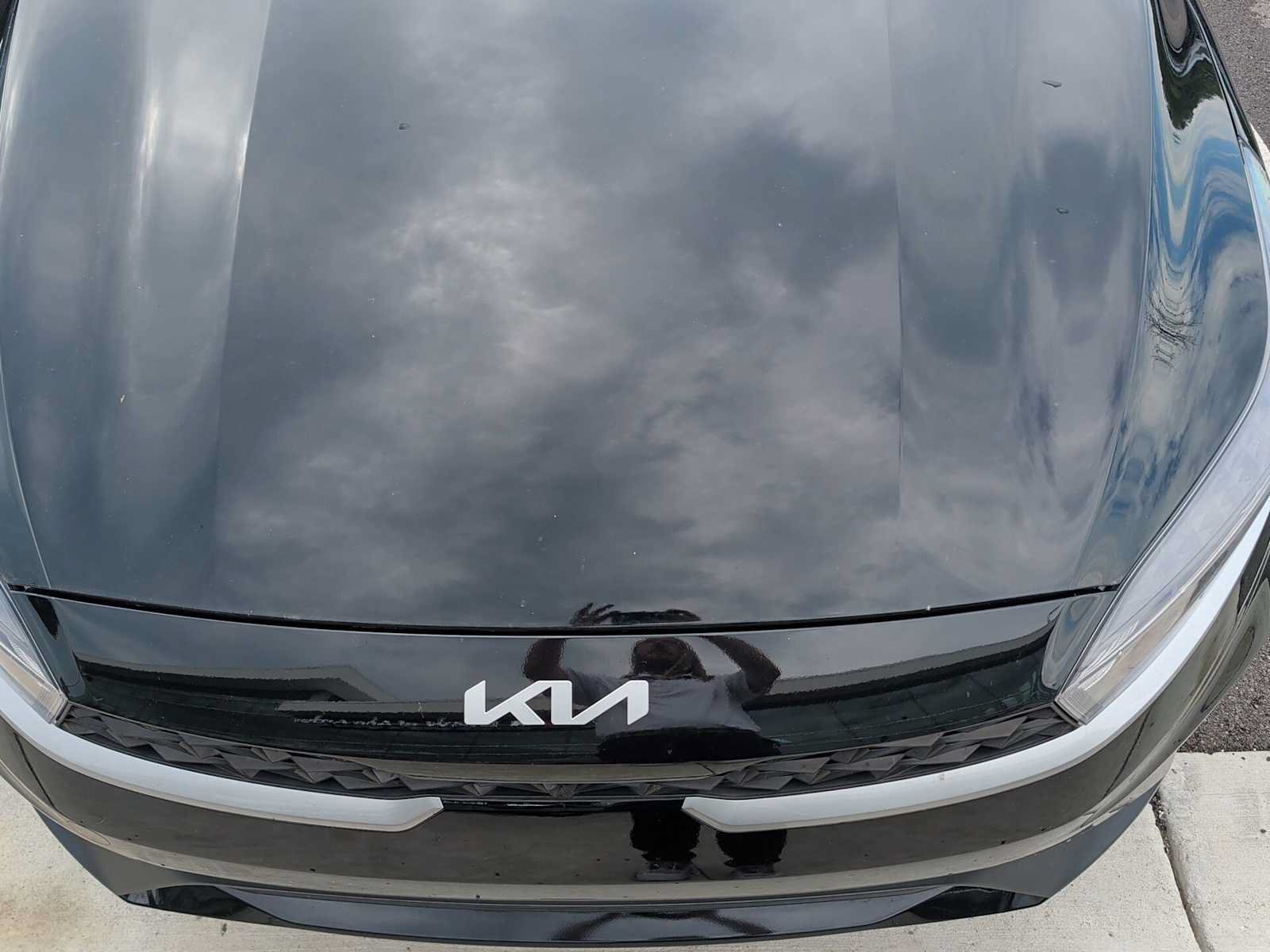 Used 2022 Kia Forte LXS FWD image 4