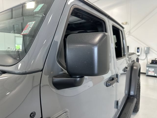 Used 2022 Jeep Gladiator Mojave w/ Cold Weather Group AWD/4WD image 12