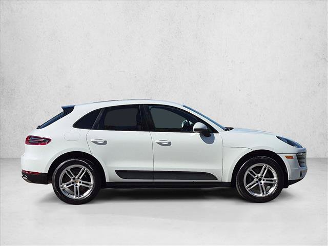 Used 2018 Porsche Macan AWD/4WD image 5