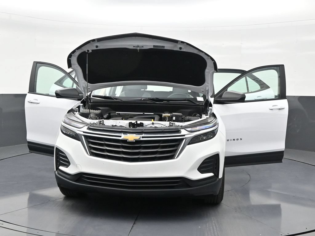 Used 2024 Chevrolet Equinox LS FWD image 33