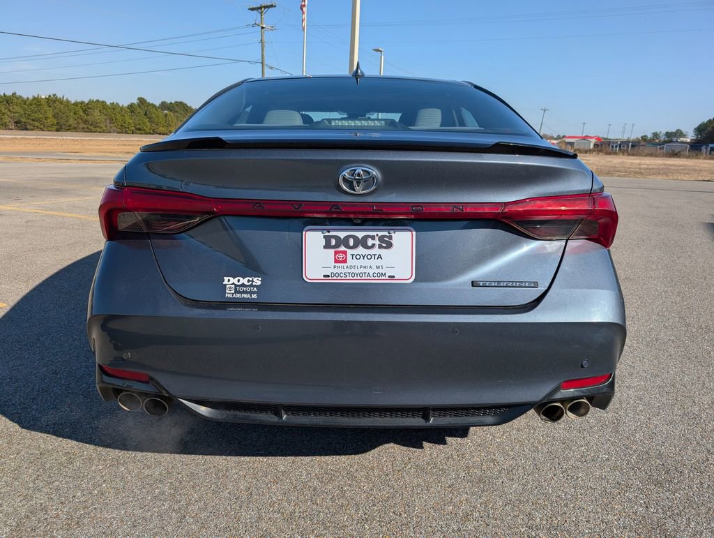 Used 2019 Toyota Avalon Touring w/ Advanced Safety Package image 4