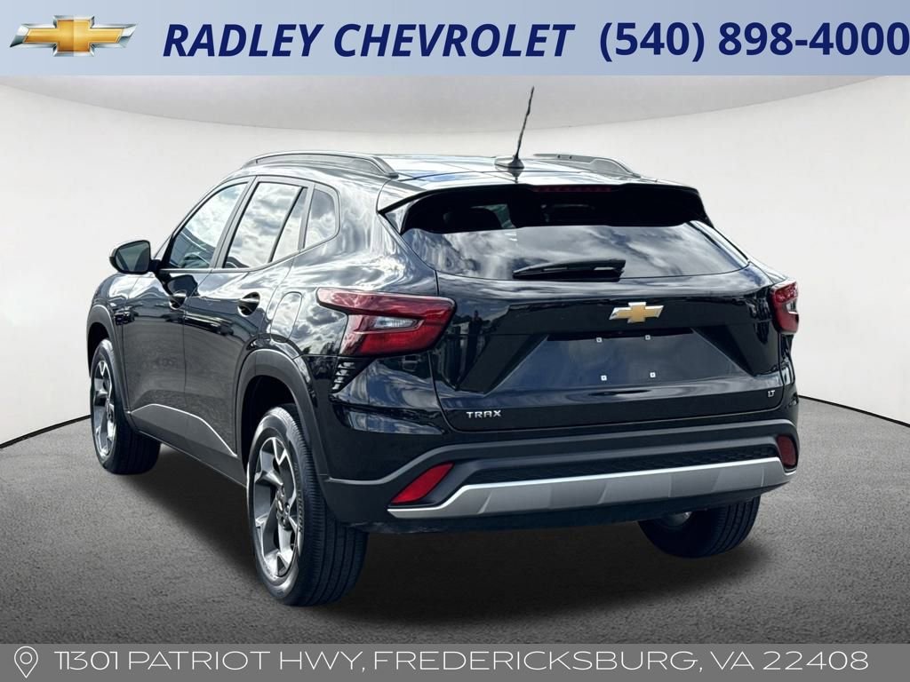 Certified 2024 Chevrolet Trax LT image 3