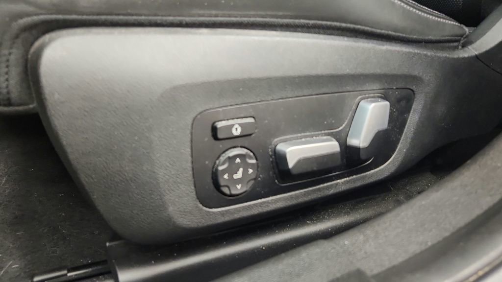 Used 2022 BMW M3 Competition image 26