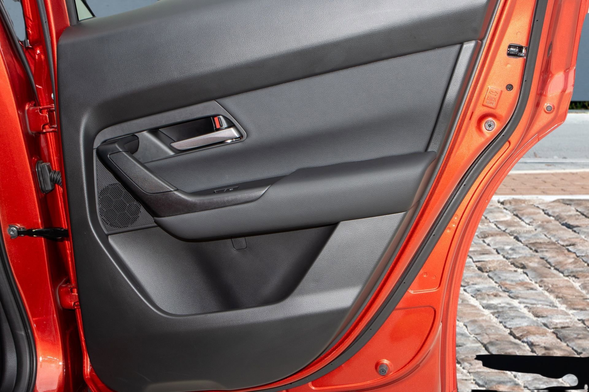 Certified 2025 MAZDA CX-50 AWD 2.5 S w/ Premium Package image 18