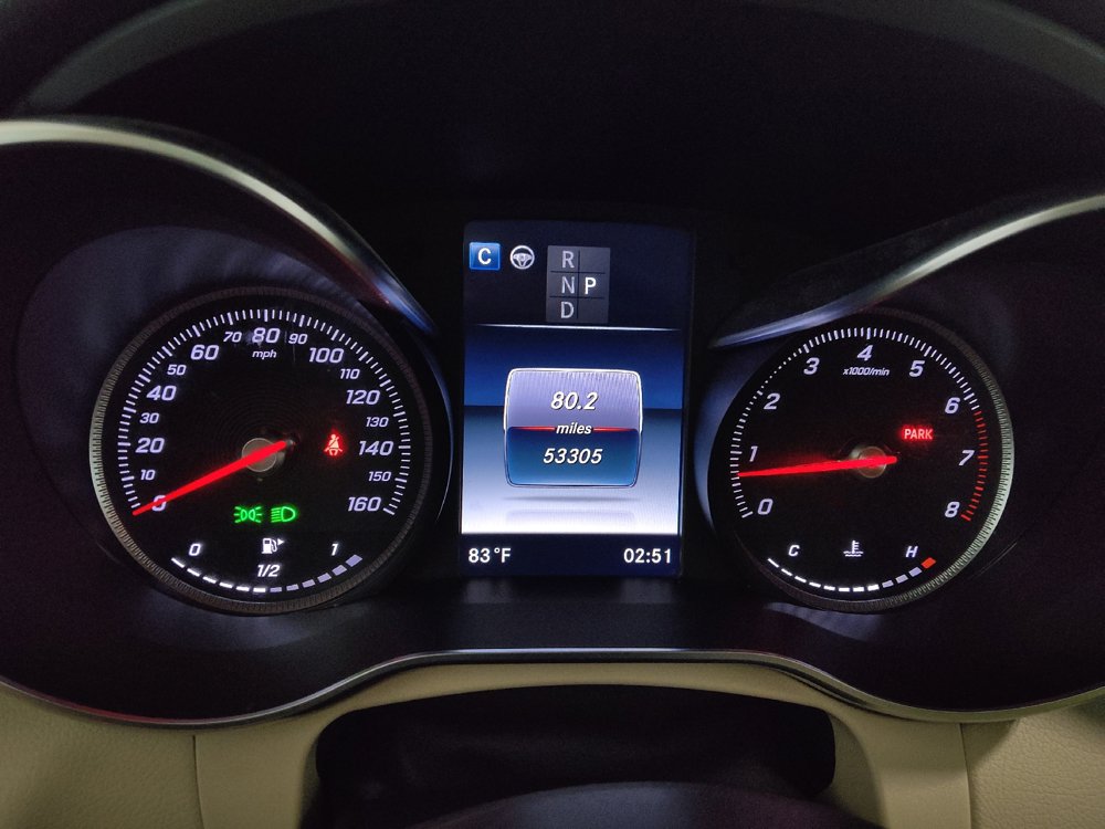 Used 2019 Mercedes-Benz GLC 300 4MATIC w/ Driver Assistance Package image 23