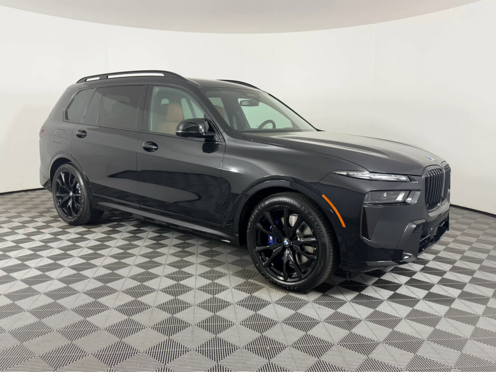 New 2026 BMW X7 M60i AWD/4WD image 1