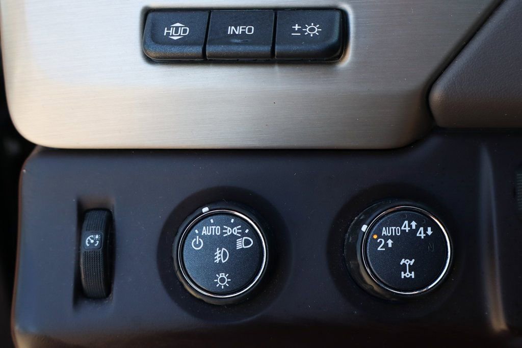 Used 2018 GMC Yukon Denali w/ Denali Ultimate Package AWD/4WD image 22