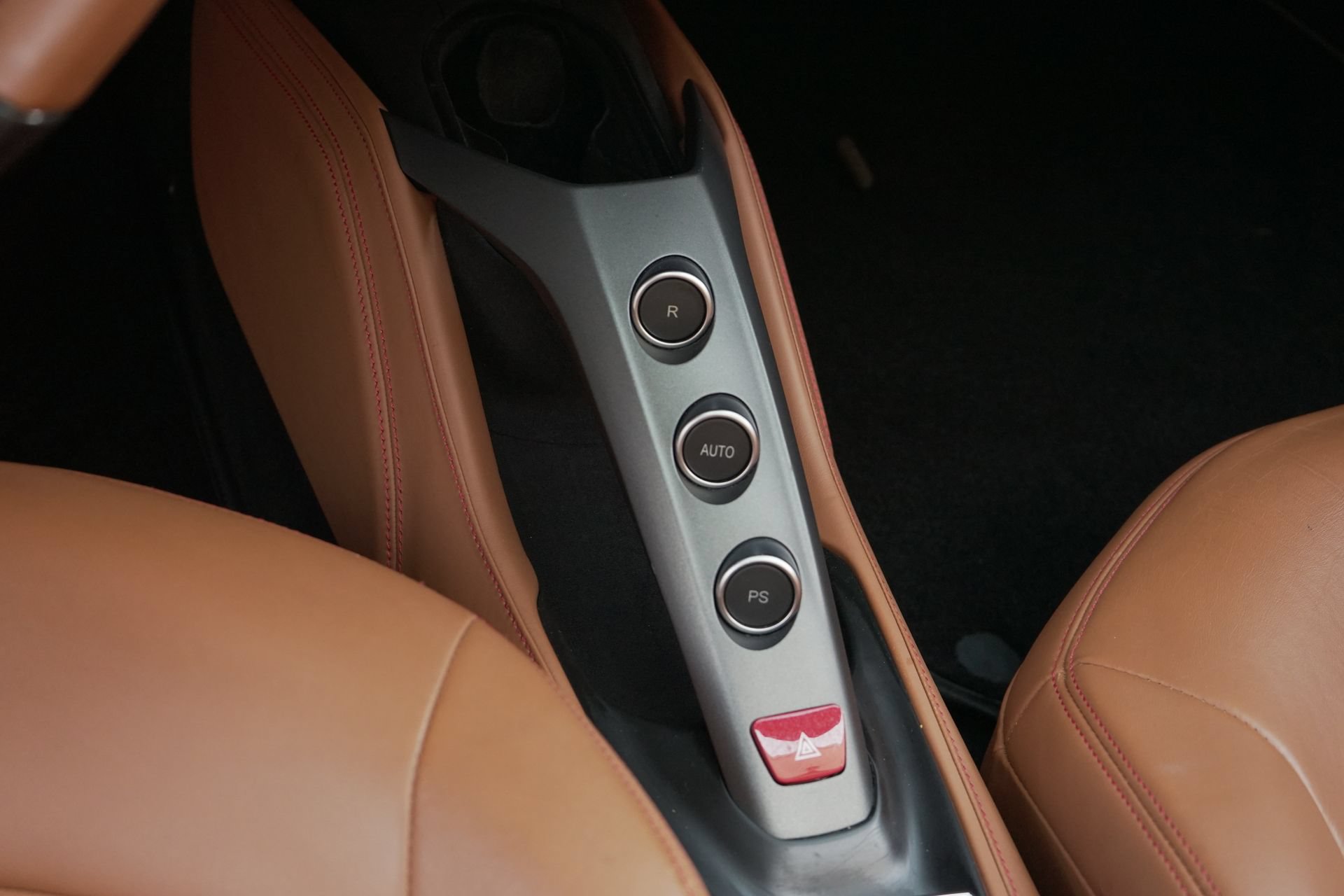 Used 2018 Ferrari 488 Spider RWD image 16
