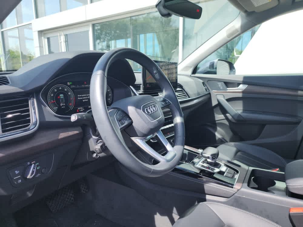 Used 2023 Audi Q5 2.0T Premium Plus w/ Premium Plus Package AWD/4WD image 10