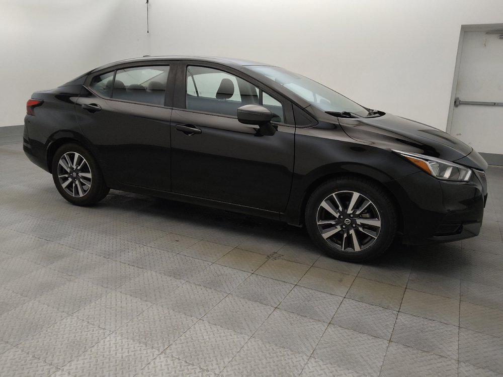 Used 2021 Nissan Versa SV FWD image 11
