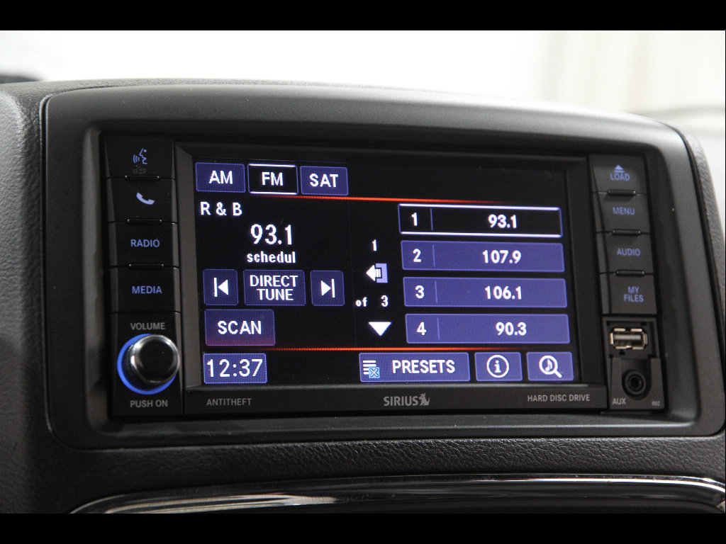 Used 2019 Dodge Grand Caravan SXT FWD image 10