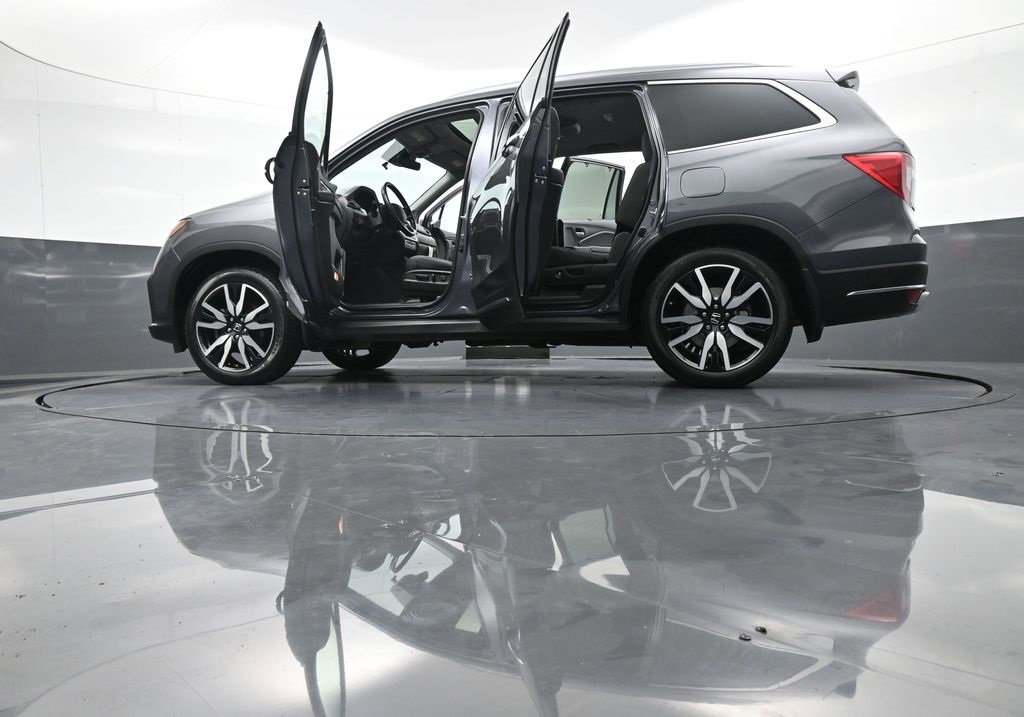 Certified 2022 Honda Pilot Touring image 52