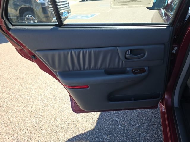 Used 2005 Buick Century Custom FWD image 22