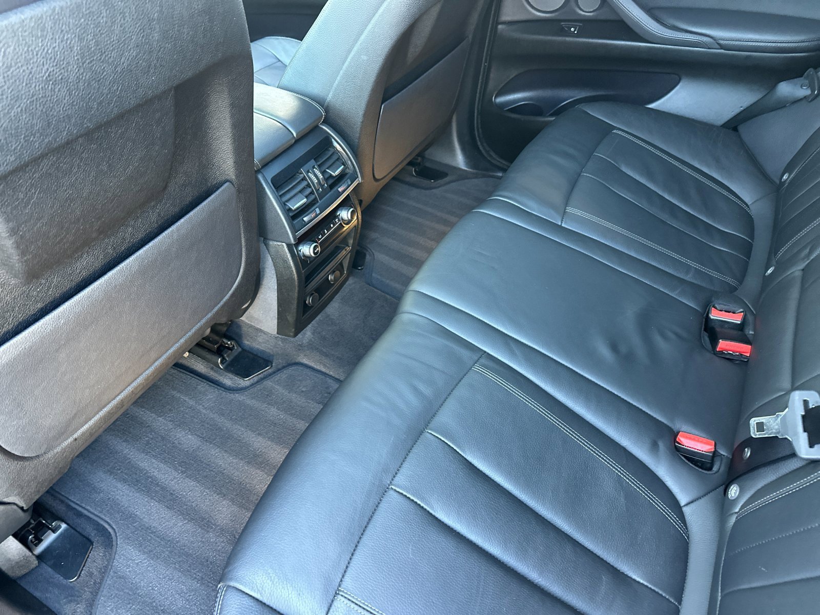 Used 2018 BMW X5 xDrive40e image 12