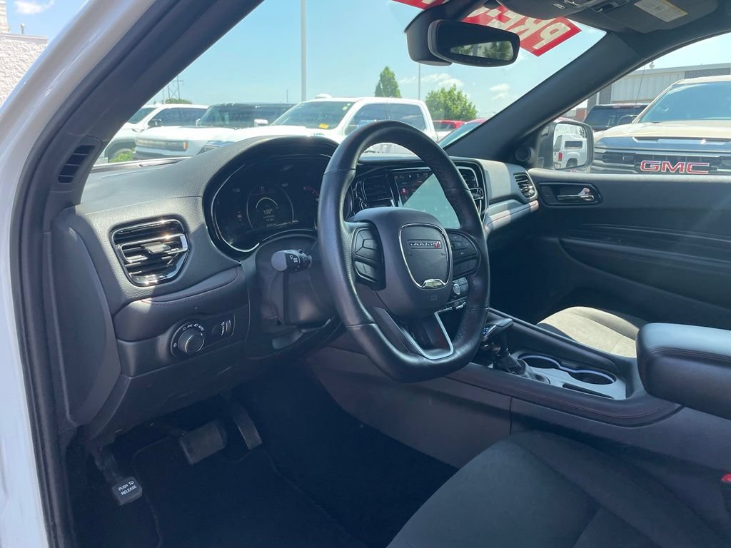 Used 2025 Dodge Durango GT AWD/4WD image 9