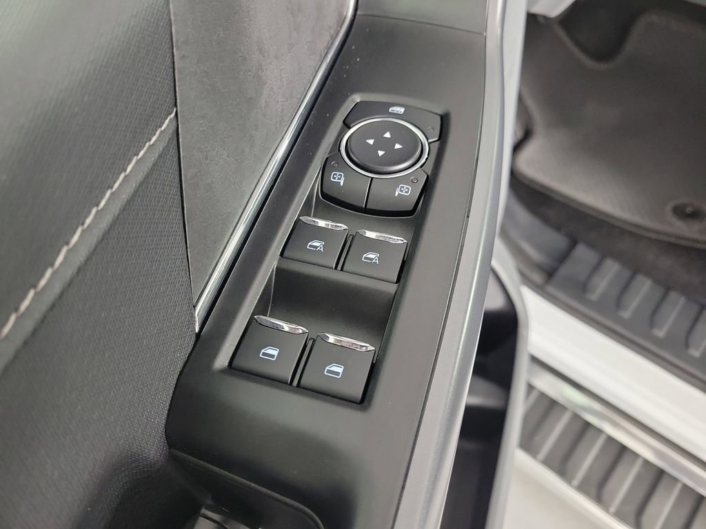 Used 2025 Ford F150 XLT w/ Equipment Group 301A Standard image 17