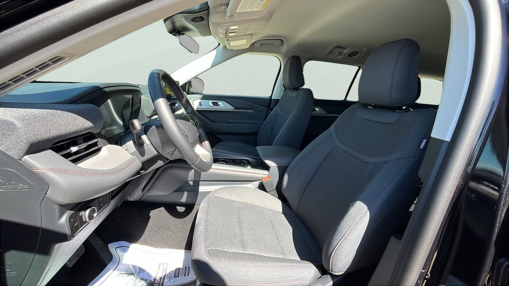 New 2026 Ford Explorer Active AWD/4WD image 14