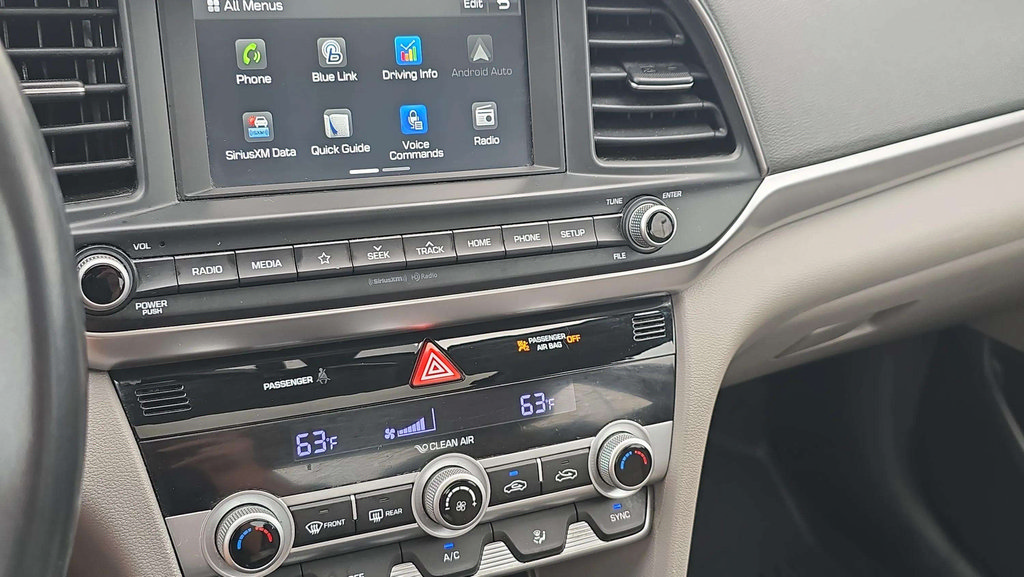 Used 2020 Hyundai Elantra Value Edition FWD image 16
