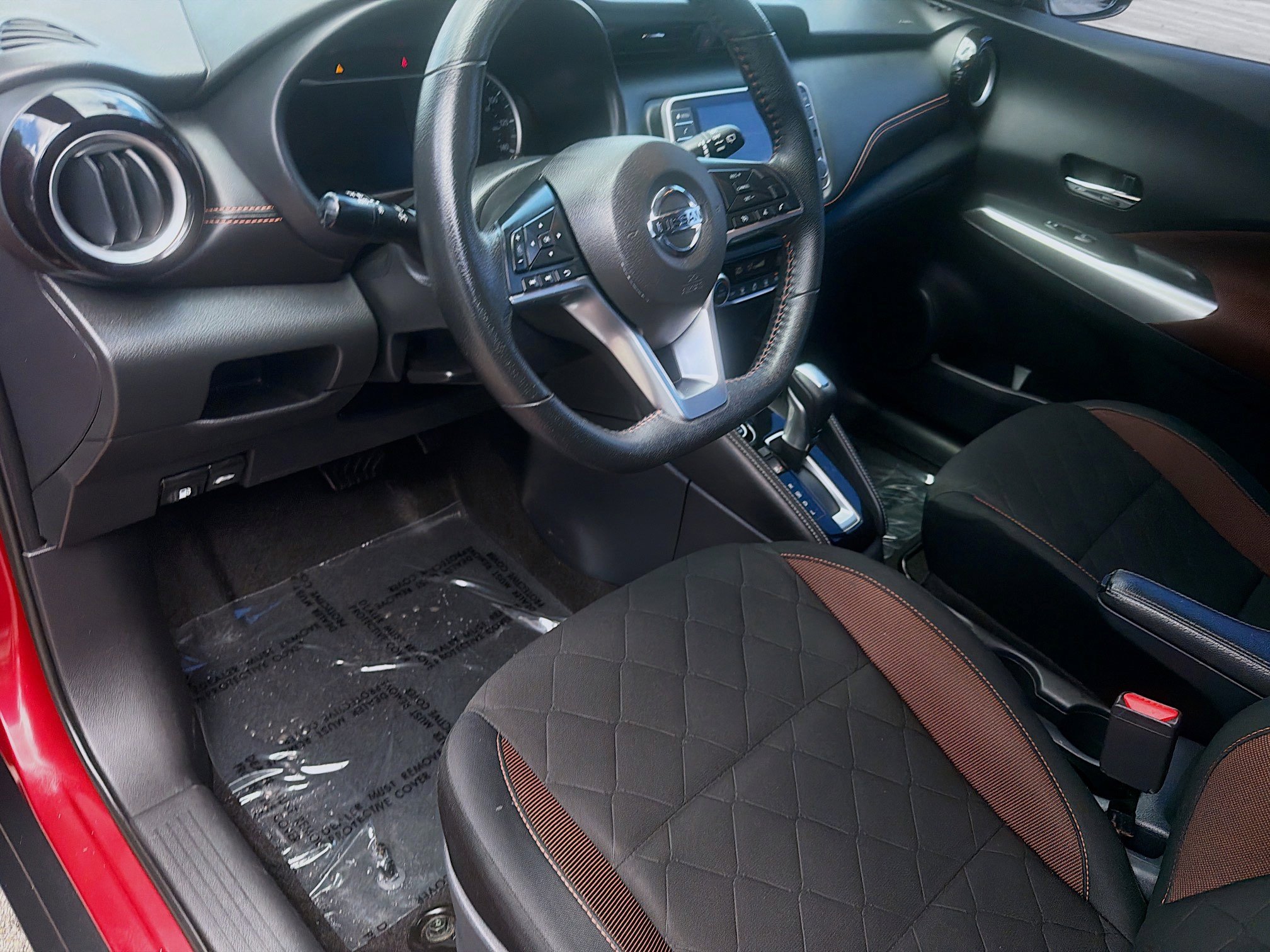 Used 2020 Nissan Kicks SR image 9