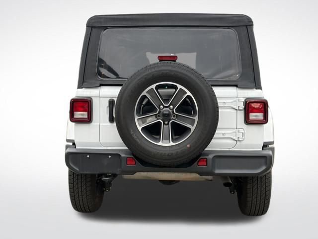 Used 2023 Jeep Wrangler Sahara image 24