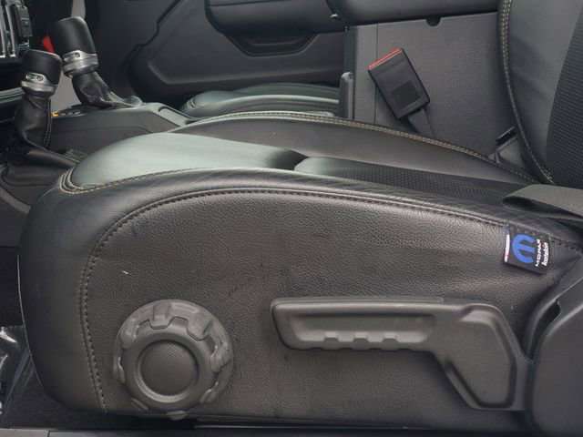 Used 2025 Jeep Wrangler Sport image 13