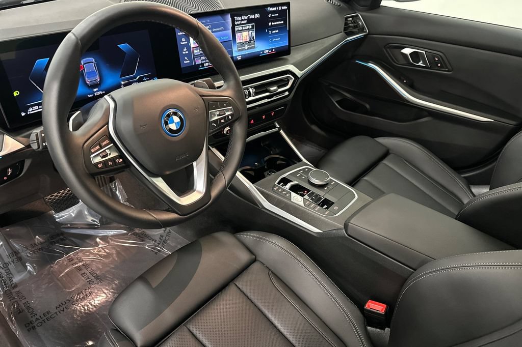 Used 2024 BMW 330e w/ Convenience Package RWD image 10