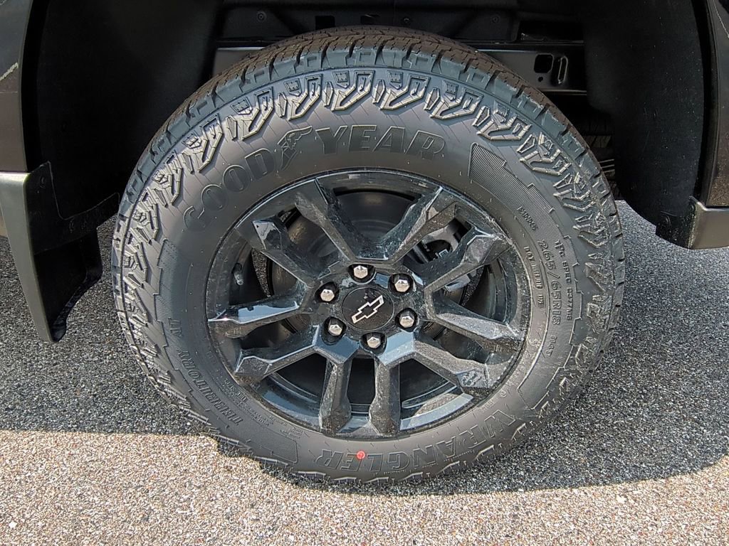 New 2025 Chevrolet Colorado Z71 w/ Midnight Edition image 33