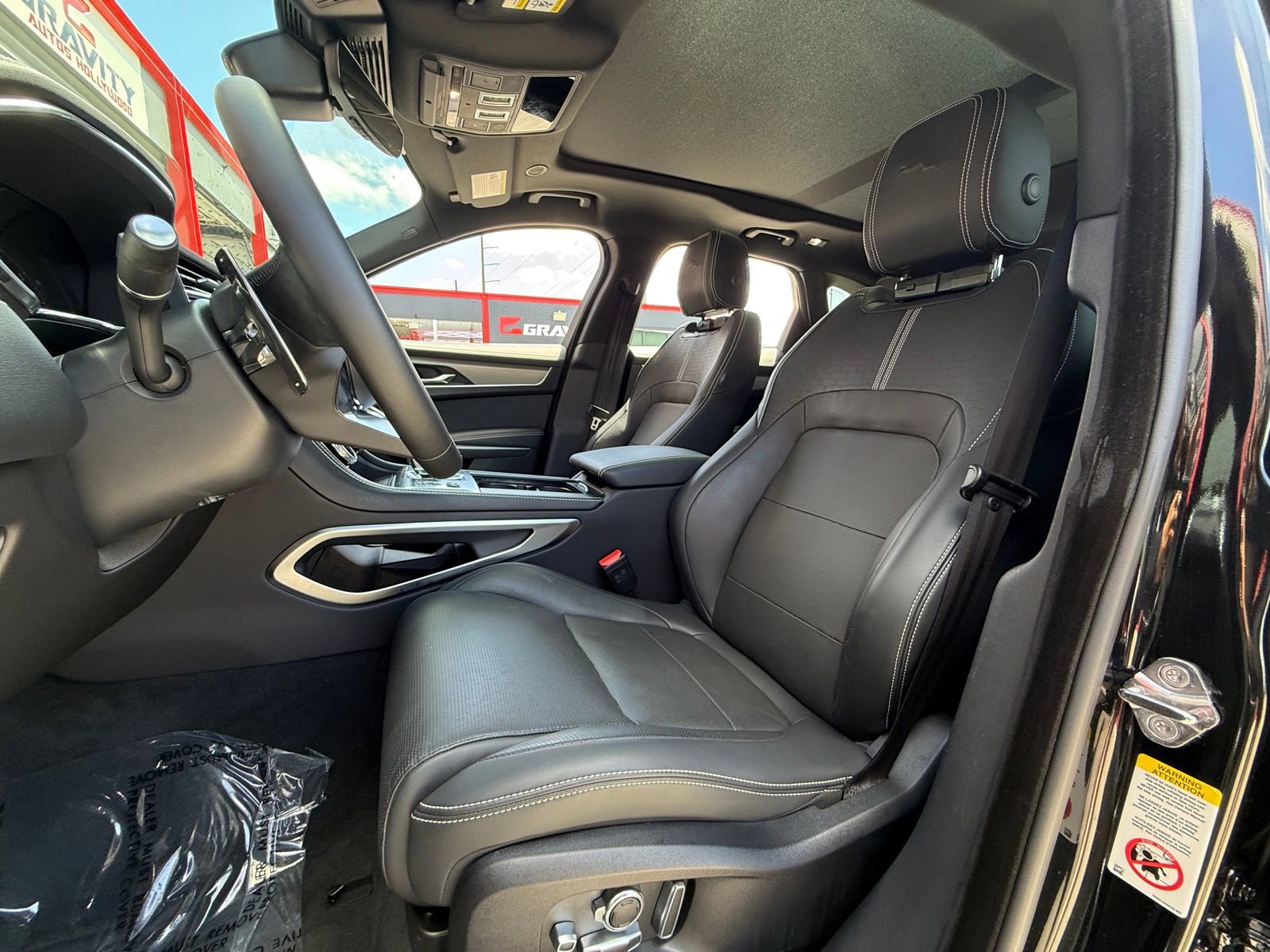 Used 2026 Jaguar F-PACE R-Dynamic S image 14