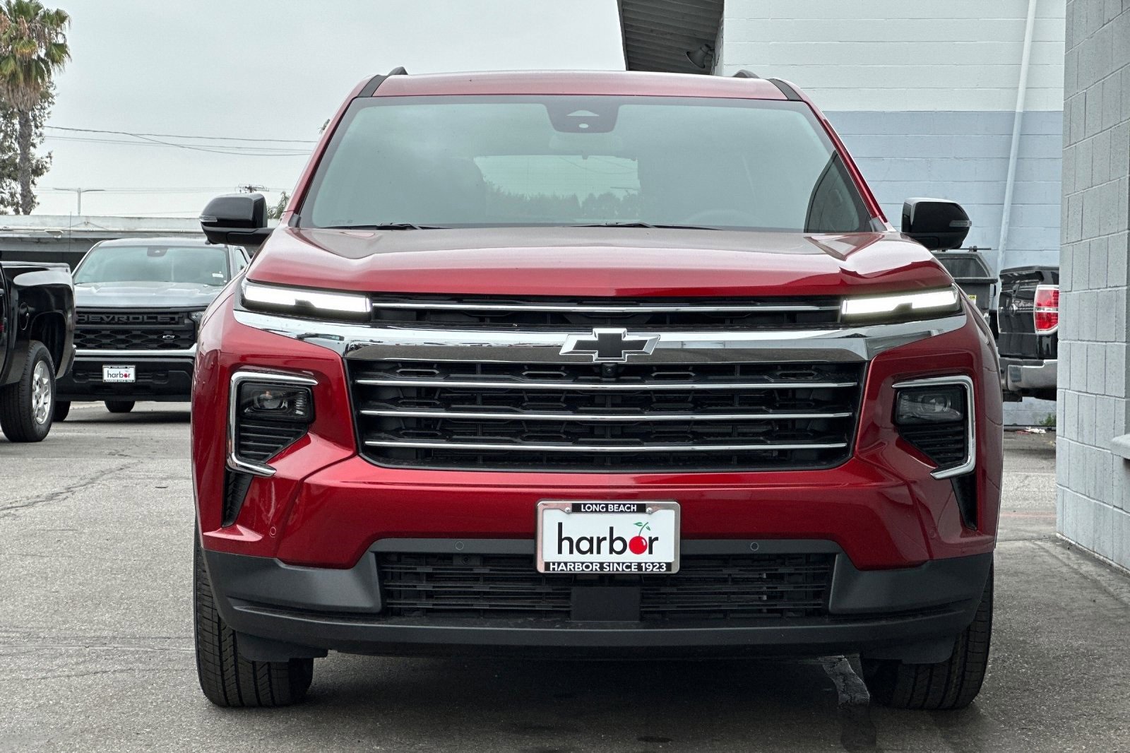 New 2025 Chevrolet Traverse LT w/ Enhanced Driving Package image 9