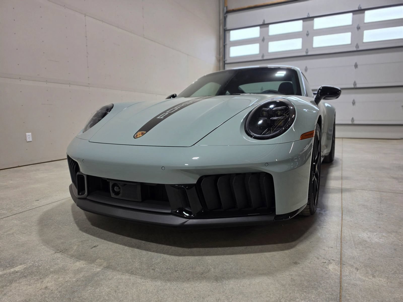 Used 2025 Porsche 911 Carrera 4 GTS AWD/4WD image 19