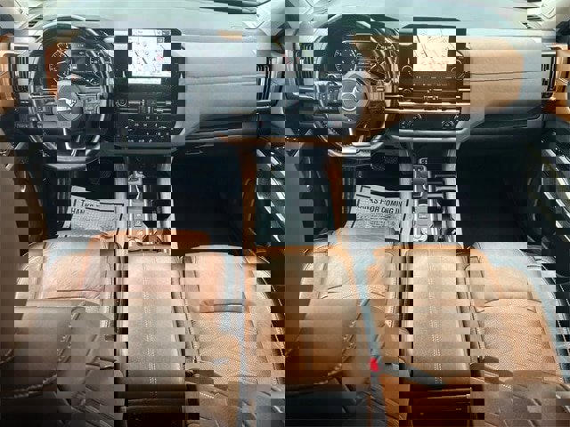 Certified 2023 Nissan Pathfinder Platinum w/ Cargo Package image 10