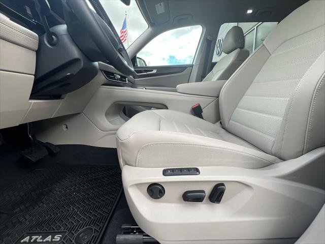 New 2026 Volkswagen Atlas SEL image 12
