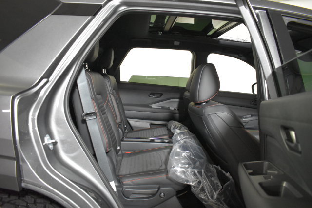 New 2026 Nissan Pathfinder Rock Creek AWD/4WD image 37