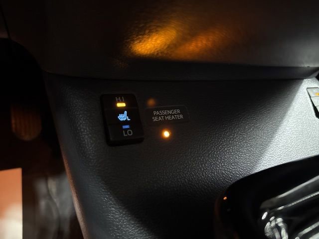 Used 2017 Toyota Prius Four w/ Advanced Technology Package image 15