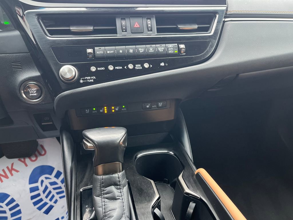 Used 2024 Lexus ES 350 350 image 18