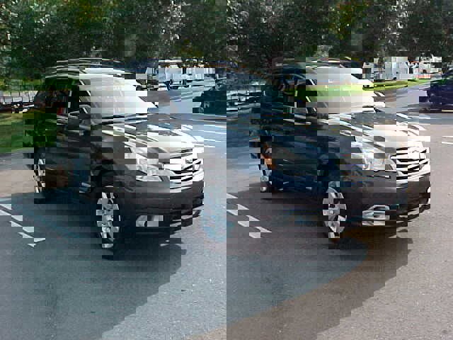 Used 2011 Subaru Outback 2.5i Premium w/ All-Weather Pkg image 29