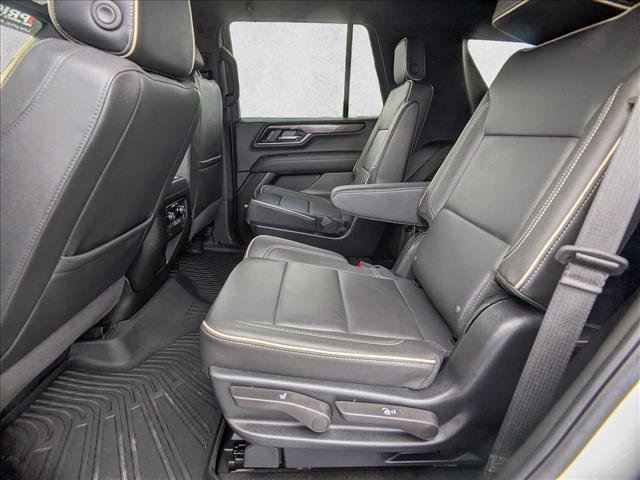 Used 2025 GMC Yukon Elevation AWD/4WD image 18