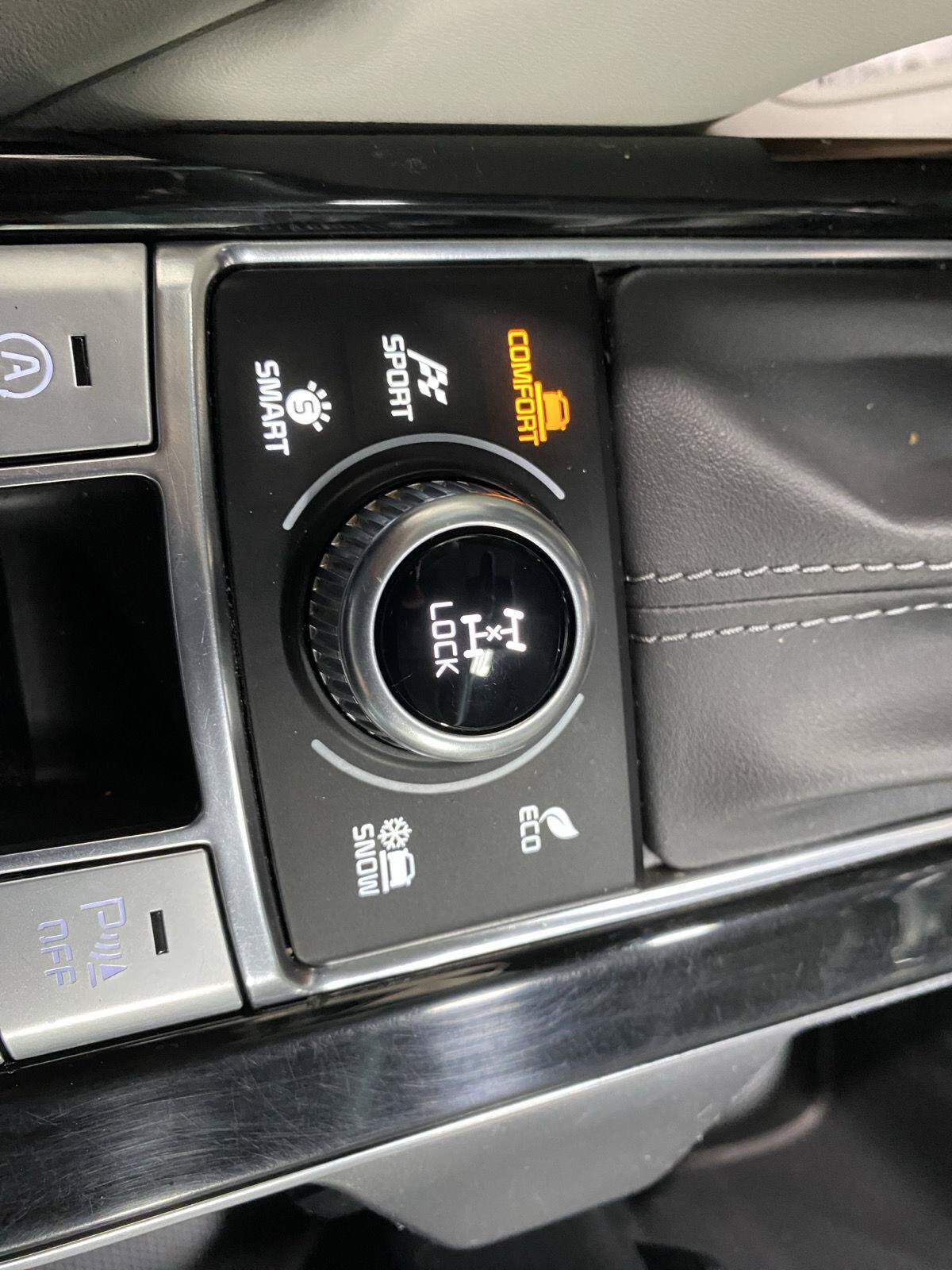Used 2021 Kia Telluride EX w/ EX Premium Package AWD/4WD image 34